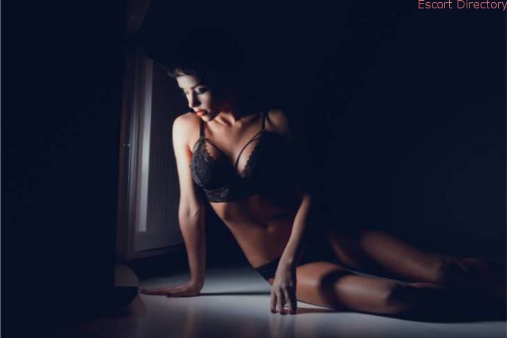 Adult Webcam Review contact image